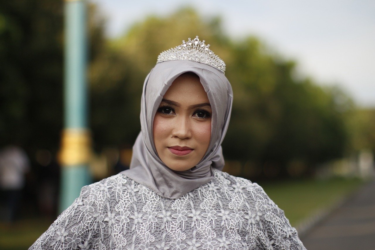 hijab fashion, crown, model, culture, fashion, wardrobe, style, asia, girl, woman, hijab, young woman, female, muslim, ramadan, hijab, hijab, hijab, hijab, hijab